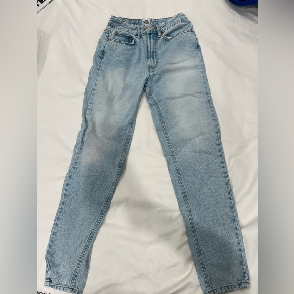 BDG mom high rise jeans size 24